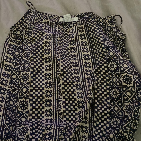 this is a tank top perfect for a night out - Picture 1 of 1